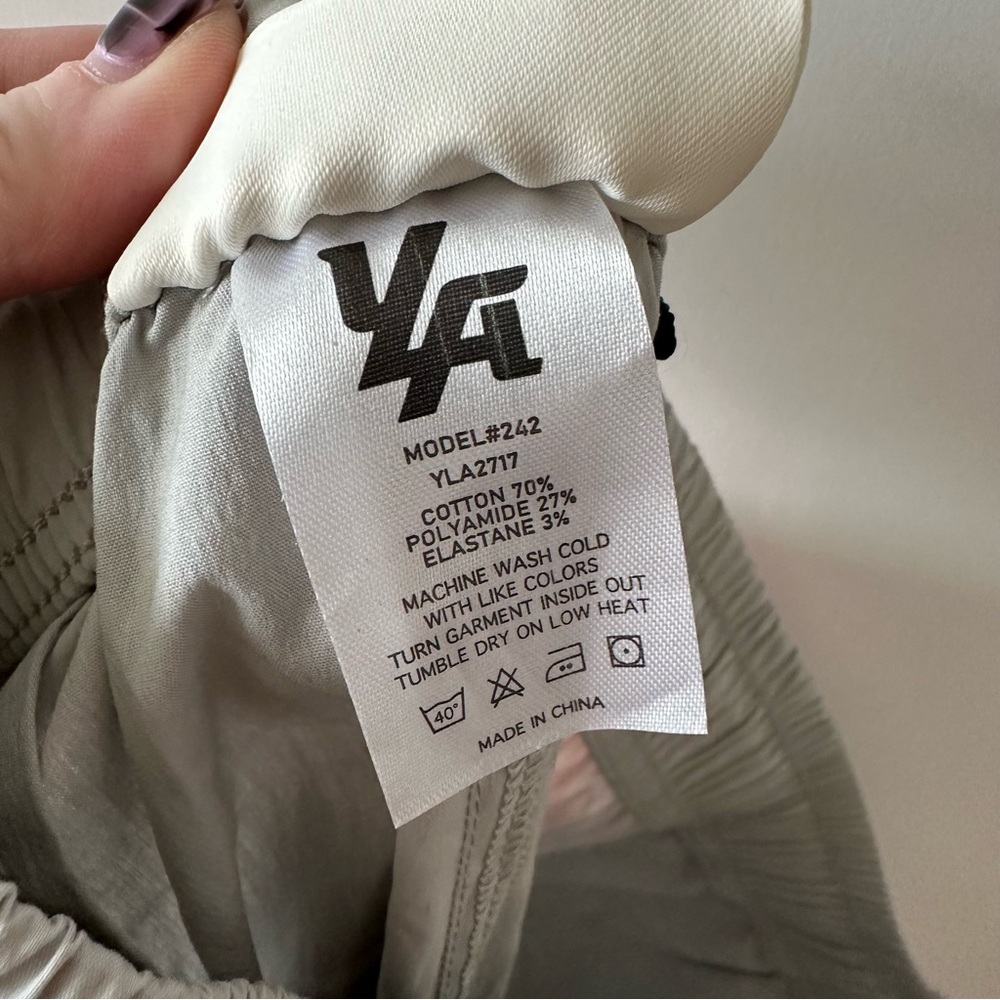 YoungLA • Light Grey 242 Commuter Joggers - Picture 11 of 12